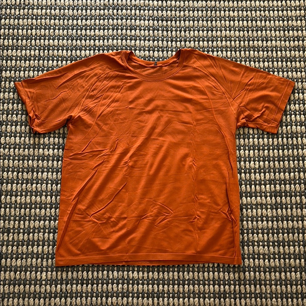 Lululemon Athletica Orange Short Sleeve Tee